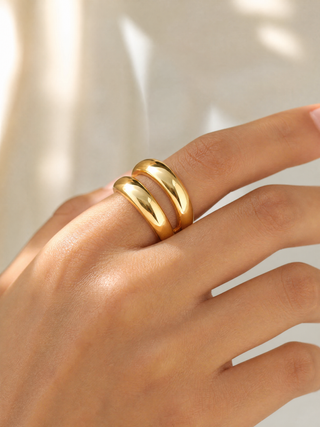 The Aurora Ring (Sizes 6, 7, 8)